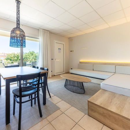 Apartaments Terraza - Salata Mar Roses Eksteriør billede