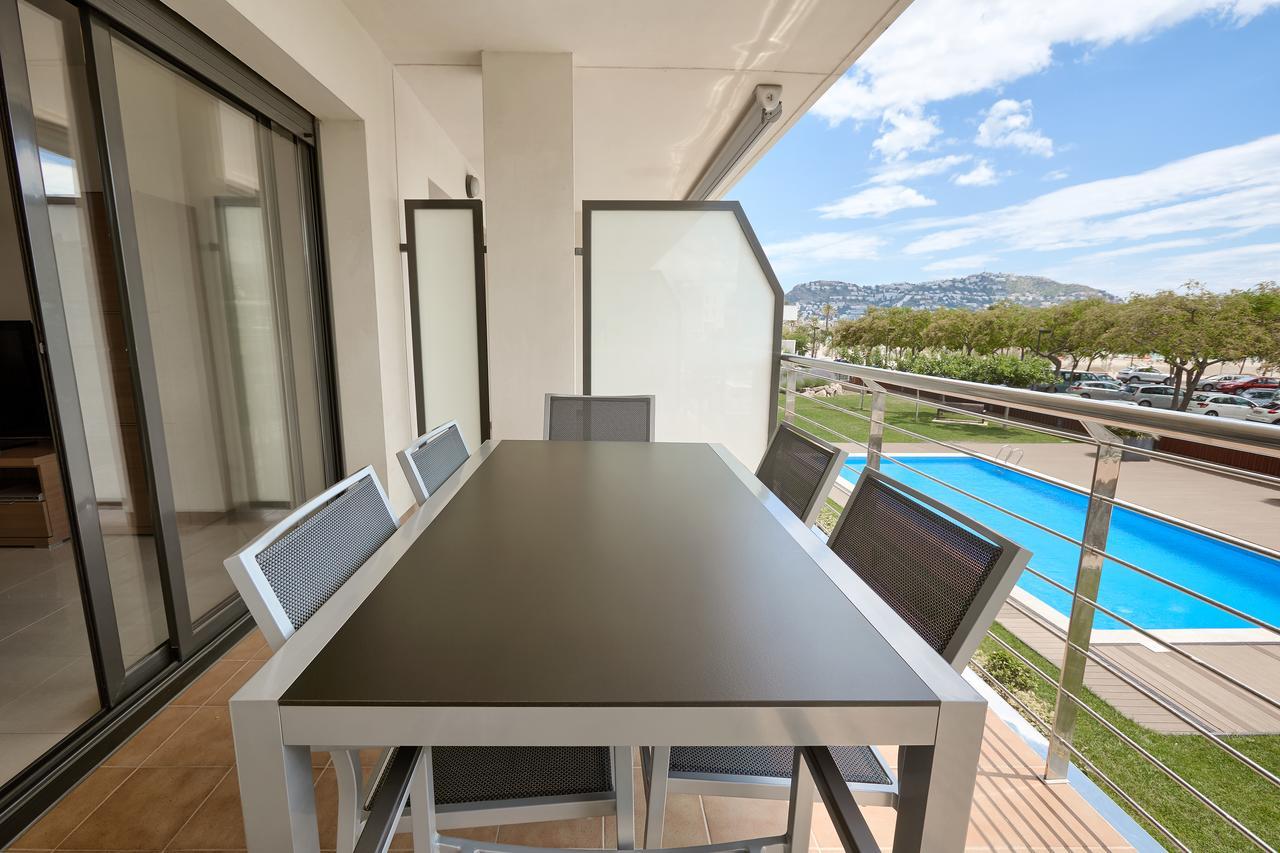 Apartaments Terraza - Salata Mar Roses Eksteriør billede